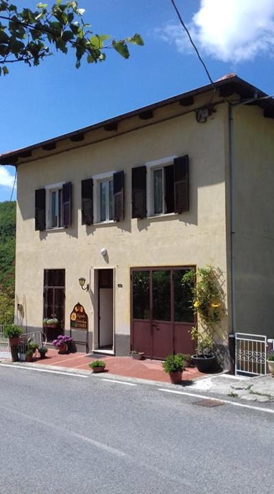 Bed and Breakfast Il Girasole ...At Andorus' House Erli Exterior foto