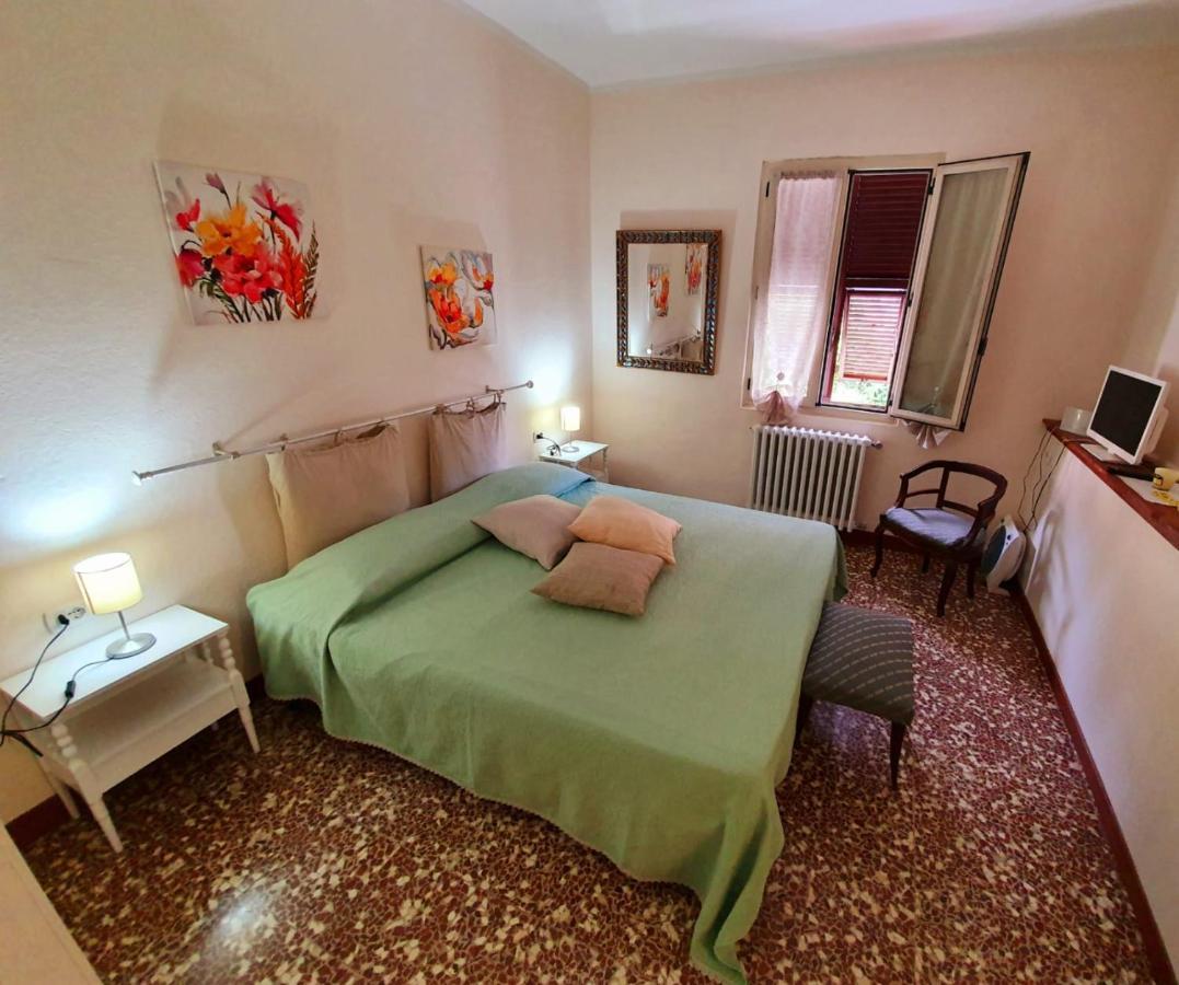 Bed and Breakfast Il Girasole ...At Andorus' House Erli Exterior foto